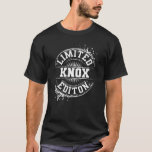 Camiseta KNOX Funny Surname Family Tree Birthday Reunion Gi<br><div class="desc">A trabalho de arte legal com o ditado "Knox Limited Edition" é um presente perfeito para qualquer homem ou mulher que você queira surpreender. Comprar o design agora!</div>