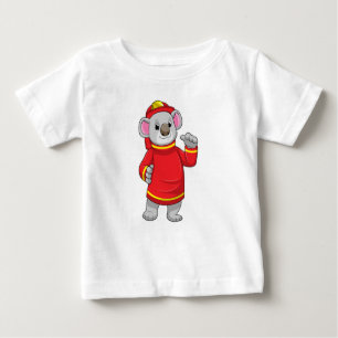 Camiseta Koala como Bombeiro com Helmet