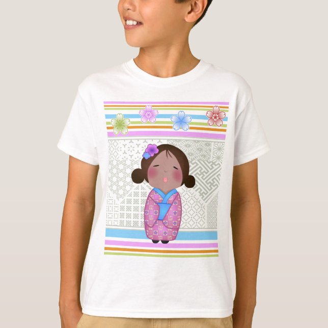 Camiseta kokeshi sakura (Frente)