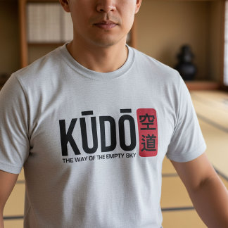 Camiseta Kudo – Emblema Mínimo de Artes Marciais Japonesas