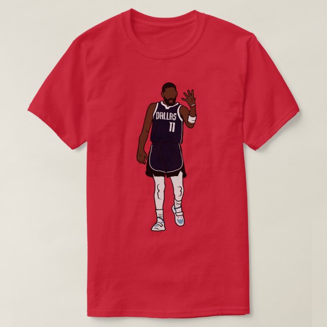 Camiseta Kyrie Irving Esquerda Celebração da Mão TShirt 1 (Frente do Design)