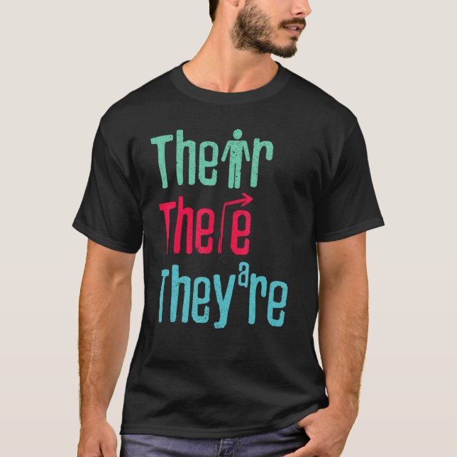 Camiseta Lá estão eles, professores ingleses, polícia de gr (Frente)