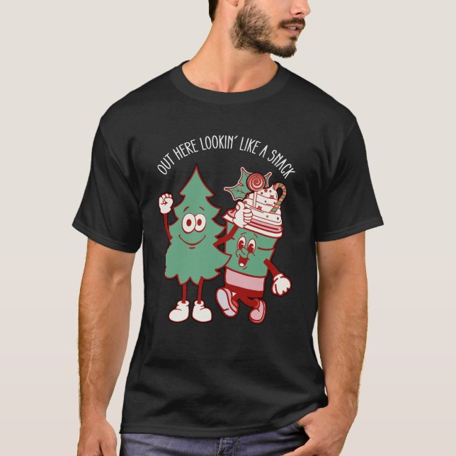 Camiseta Lá Fora, Parece Um Bolo De Árvore De Natal. (Frente)