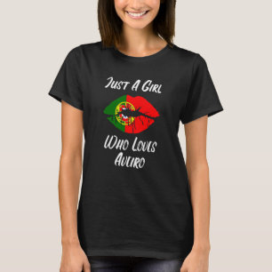 Camiseta Lábios Adoram Bandeira Portuguesa Aveiro