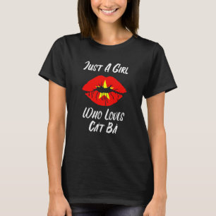 Camiseta Lábios Boca Ama Bandeira Vietnamita