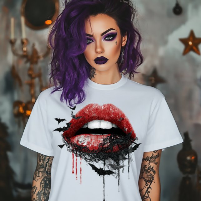 Camiseta Lábios com Renda Preta e Morcegos (Criador carregado)