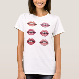 Camiseta Lábios desenhados à mão
