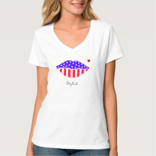 Camiseta Lábios elegantes com bandeira americana e coração