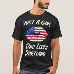 Camiseta Lábios Mouth Love American Flag Portland