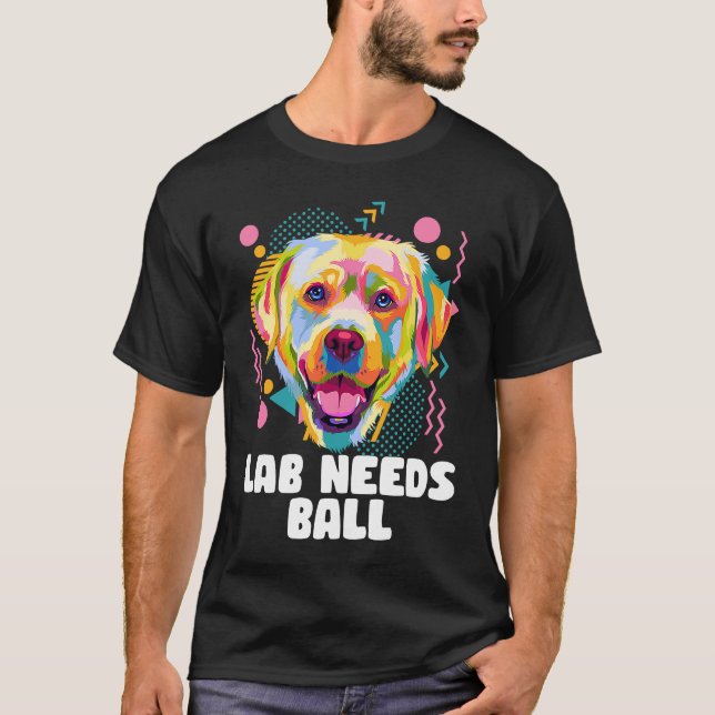 Camiseta Laboratório Precisa Do Tema Do Cachorro Da Bola (Frente)