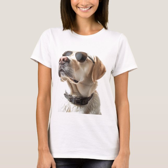 Camiseta Labrador com óculos de sol (Frente)