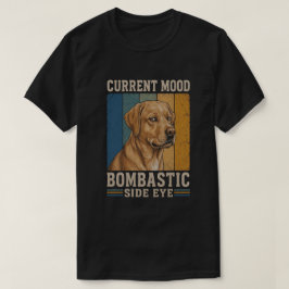 Camiseta Labrador com Olhar de Esquina Bombástico Design de