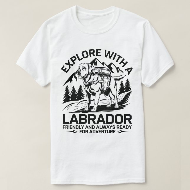 Camiseta Labrador Prendendo Cachorro Externo Cachorro (Frente do Design)