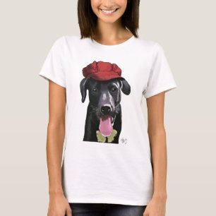 Camiseta Labrador Preto com Boné Vermelho