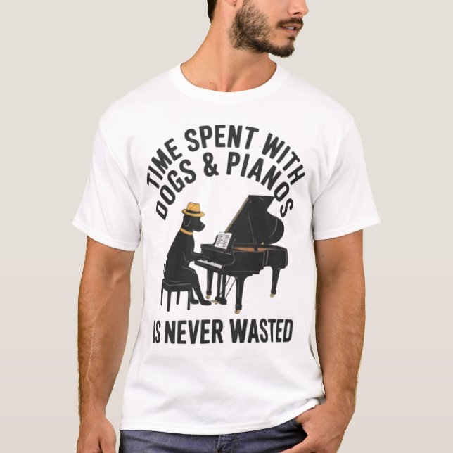 Camiseta Labrador Preto Tocando Piano - Tempo Passado com o (Frente)