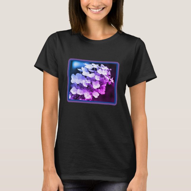 Camiseta Lacecap Hydrangea Preto E Branco Tinado (Frente)