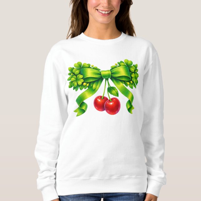 Camiseta Laco de Trevo da Sorte com Cerejas no Design Verde (Frente)