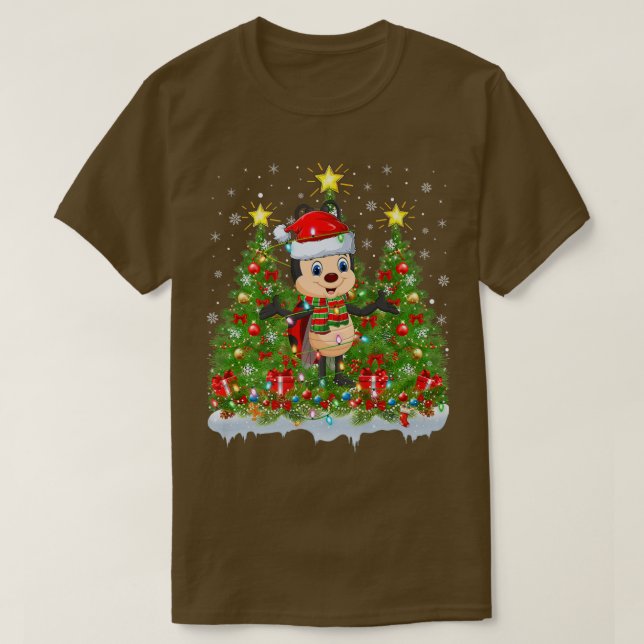 Camiseta Ladybug Xmas Lights Santa Ladybug Christmas Tree  (Frente do Design)