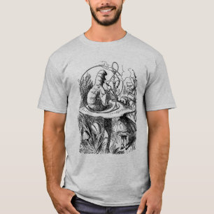 Camiseta Lagarta de Alice no País das Maravilhas