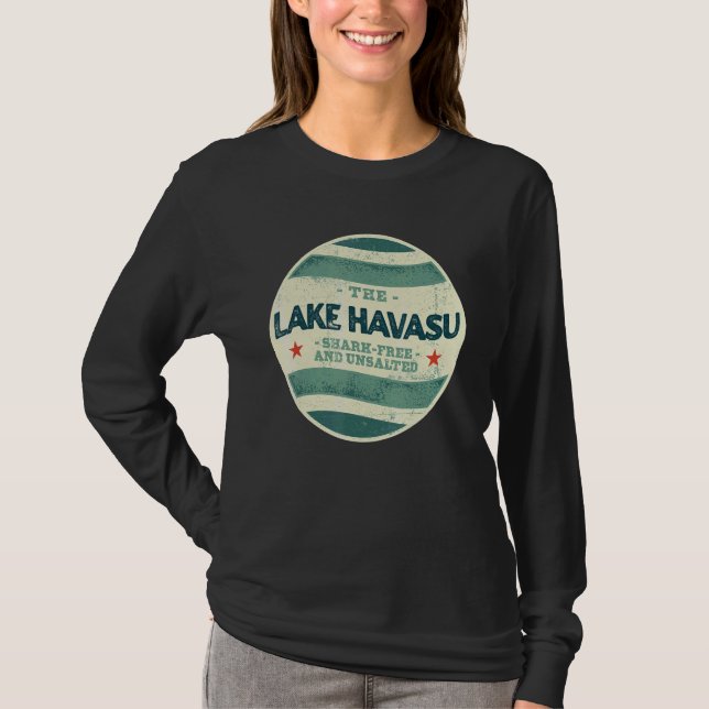 Camiseta Lago Havasu Shark Free e Unsalgada acampando Arizo (Frente)