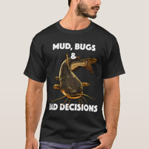 Camiseta Lama, insetos e más decisões (com letras brancas)