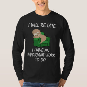 Camiseta Lama Preguiçosa Dormindo Em Um Trabalho Importante