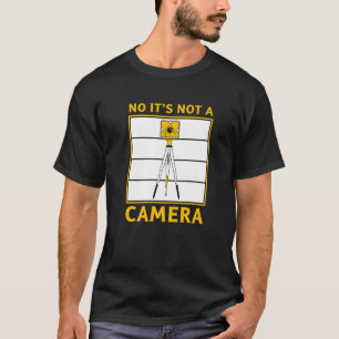 Camiseta Land Surveyor 1