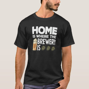 Camiseta Lar É Onde A Cerveja Está Fazendo Café