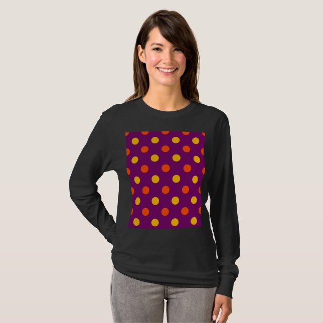 Camiseta Laranja e Amarelo Bolinhas Roxas  (Frente Completa)