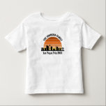 Camiseta Las Vegas Strip Sunset Custom Vacation<br><div class="desc">Cool custom Las Vegas skyline at sunset toddler t-shirts for your family vacation or bachelor party trip to the city of lights. Gamble from sunrise to sundown in this city and remember it with this keepsake souvenir.</div>