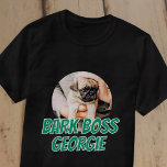 Camiseta Latido Chefe Pet Dog Foto Moderna Simples Legal<br><div class="desc">Design é simples com um fundo de cores simples e sans serif typografia para um olhar de super-herói.</div>