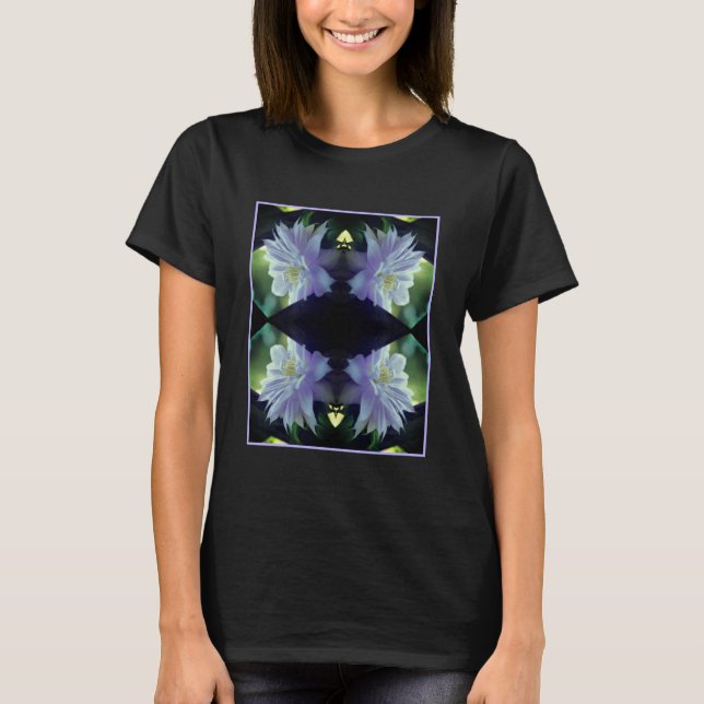 Camiseta Lavanda Clematis Flower Em Trellis Abstrato (Frente)
