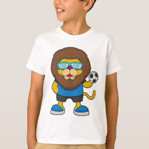 Camiseta Leão como jogador de futebol com futebol