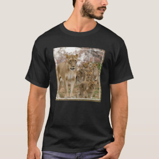 Camiseta Leão Cubs africano com mãe