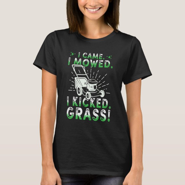 Camiseta Leão Mower Que Eu Percebi Que Eu Matei O Jardineir (Frente)