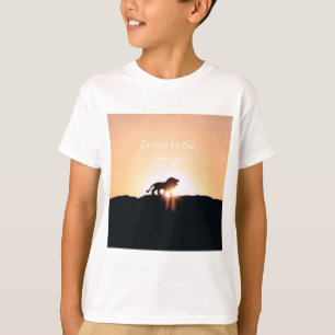 Camiseta Leão no pôr do sol Vivendo na EDGE