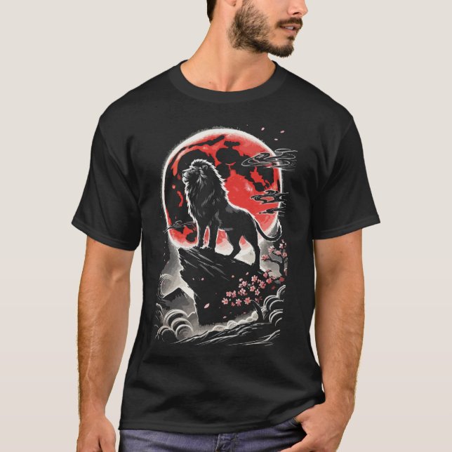 Camiseta Leão Sob a Lua Vermelha, Estilo de Tatuagem Neo-Ja (Frente)
