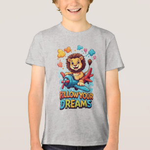 Camiseta Leãozinho Fofo de Desenho Animado Voando em um Avi