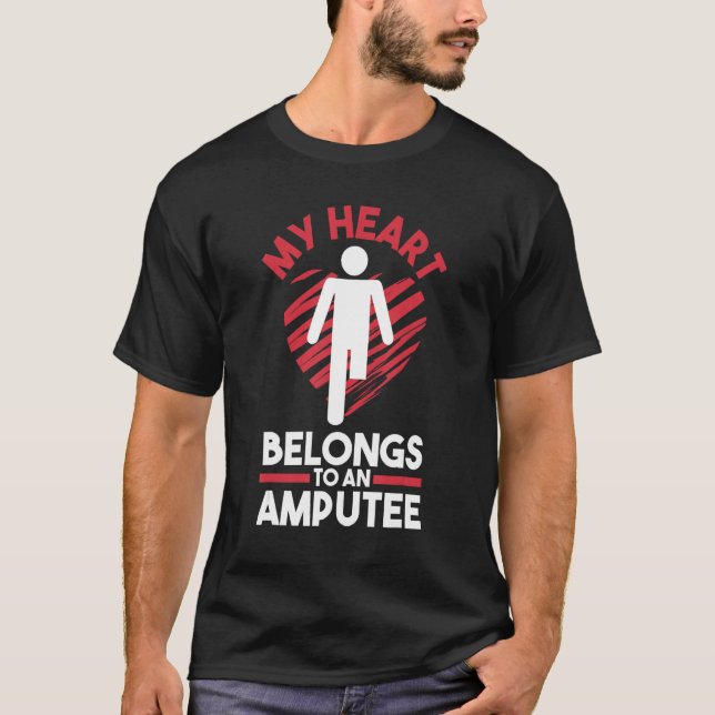 Camiseta Leg Amputation Prosthetic Leg My Heart Belongs To  (Frente)