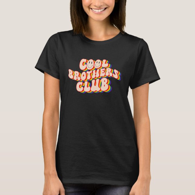 Camiseta Legal Brothers Club LGBTQ Pride Orgulho gay Rainbo (Frente)