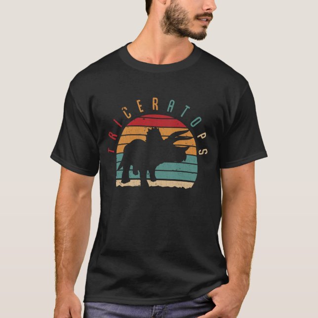 Camiseta Legal Dinossauros Triceratops Retro (Frente)