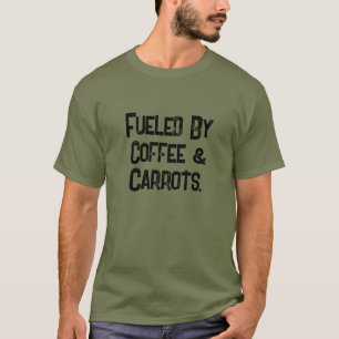 Camiseta Legal Funny Alimentado por Café e Carrots Men