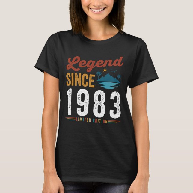 Camiseta Legend Since 1983 Birthday Retro Vintage (Frente)