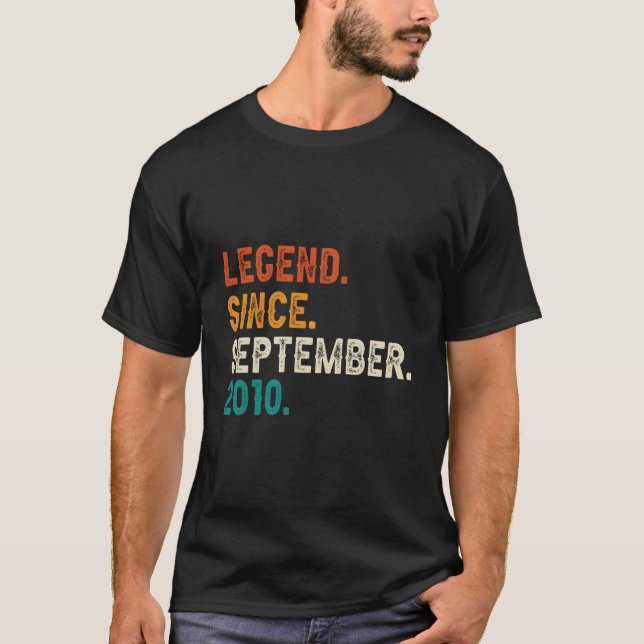 Camiseta Legend Since September 2010 13Th 13 (Frente)