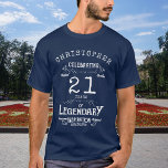 Camiseta Legenda Azul Legendária do Nome do aniversário de<br><div class="desc">Prepare-se para tornar seu aniversário lendário! Esta camiseta aniversário de 21 anos personalizada não deixará de fazer uma declaração. Apresenta um gráfico de estilo vintage do número 21 e o seu nome em caracteres azuis e em negrito. Quer você vá comemorar com amigos ou ter uma noite acolhedora dentro, esta...</div>