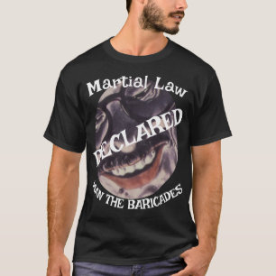 Camiseta Lei Marcial Trump ICE GESTAPO FAZ DETENÇÕES