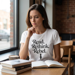 Camiseta Leia Repensar Impressão de Tipografia Rebelde