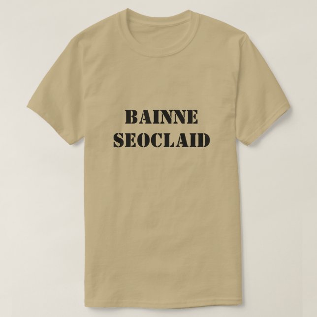 Camiseta leite de chocolate em gaélico escocês bainne seocl (Frente do Design)
