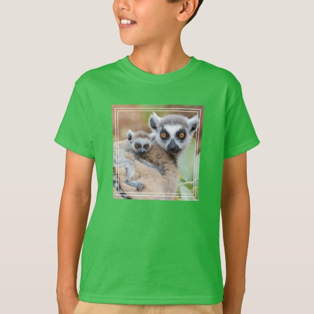 Camiseta Lêmure-de-cauda-anelada bebê nas costas da mãe (Frente)