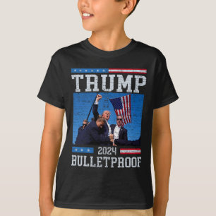 Camiseta Lenda da Luta à Prova de Balas de Trump Punho Dona